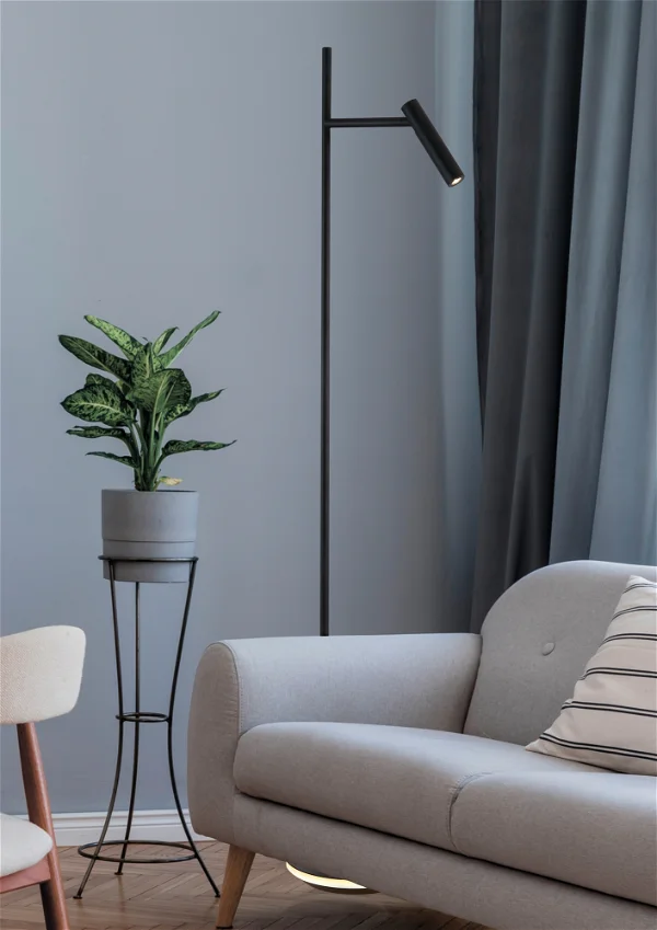 Led Light Floor Lamp 'Estudo
