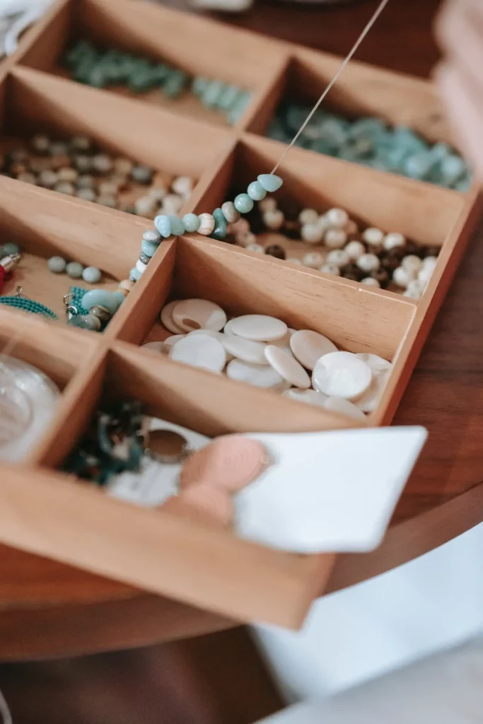 DIY-art-jewellery-materials