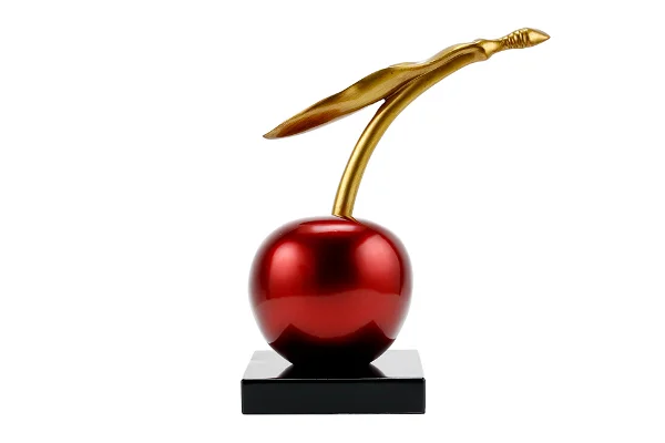 Sculpture en pierre artificielle 'The Cherry On Top'